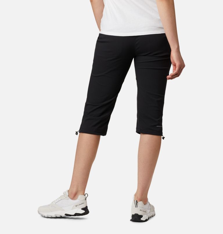 Calvin Klein Women's Premium Performance Rib Cuffed Capri Pant (Standard  and Plus) | Zappos.com